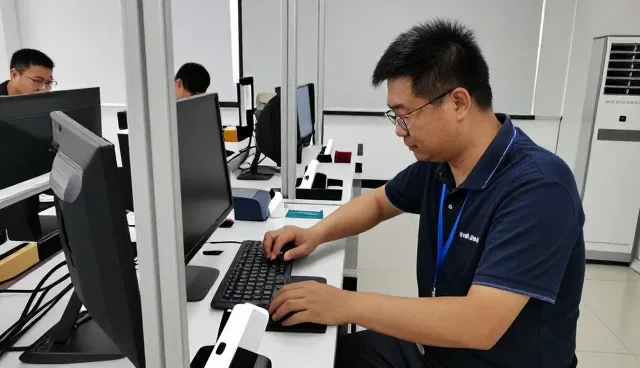 双塔区国美通讯店助力系统集成等提升竞争力